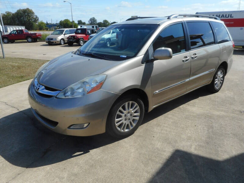 2008 Toyota Sienna for sale at Cooper's Wholesale Cars in West Point MS